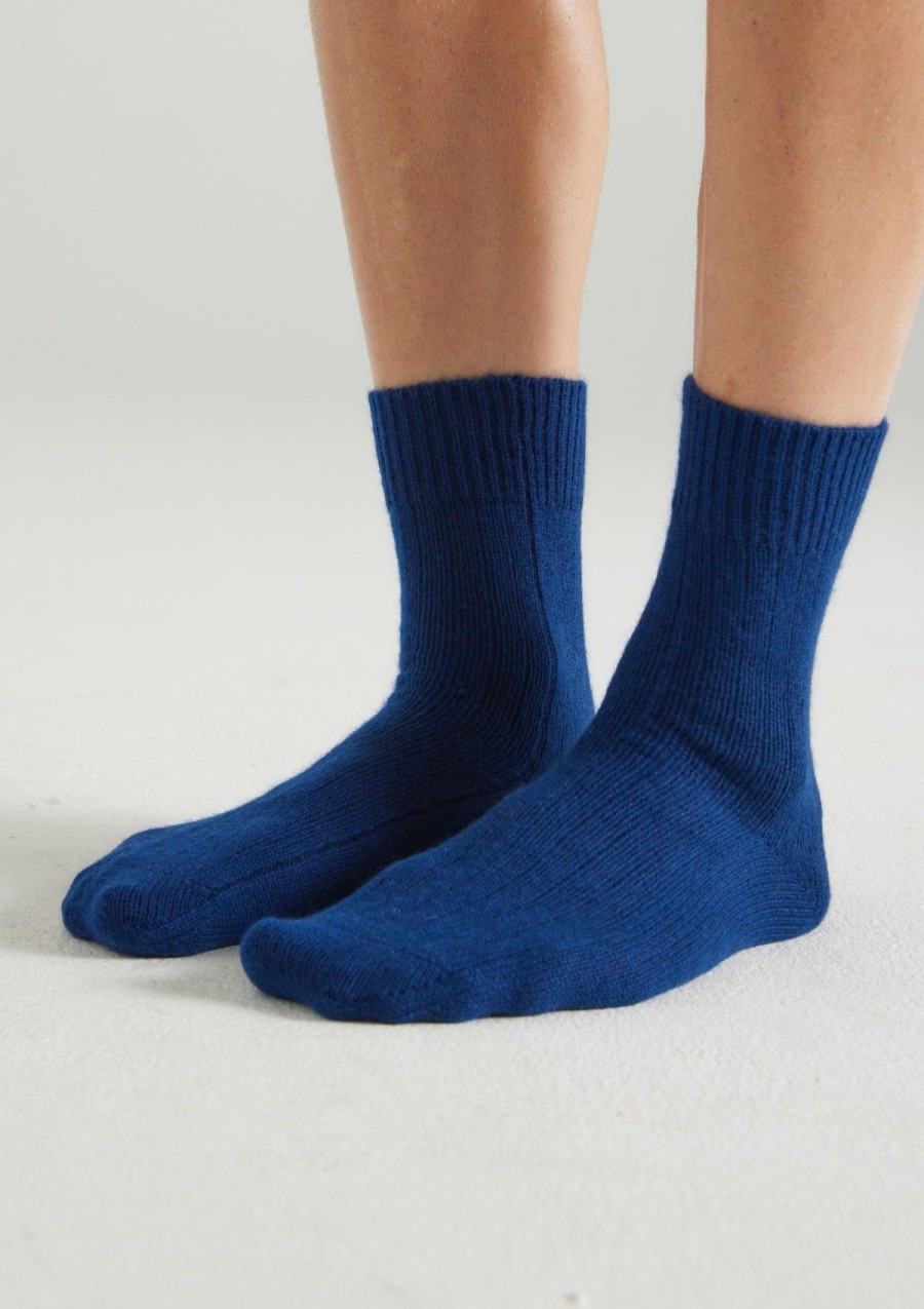 Men Loop Cashmere | Mens Cashmere Socks In Midnight Blue