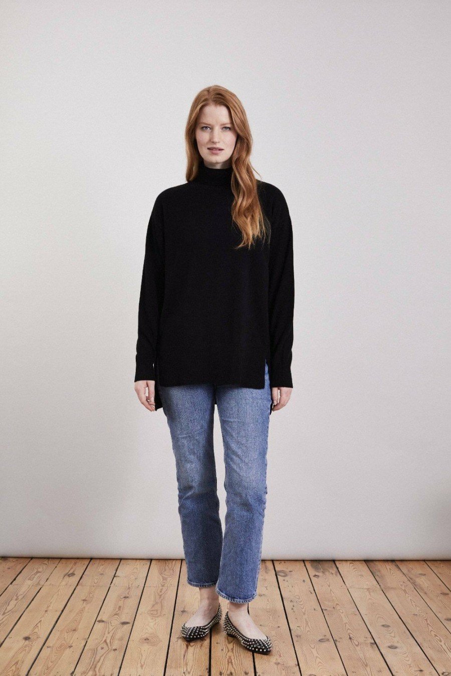 Women Loop Cashmere | Polo Neck Cashmere Sweater In Black