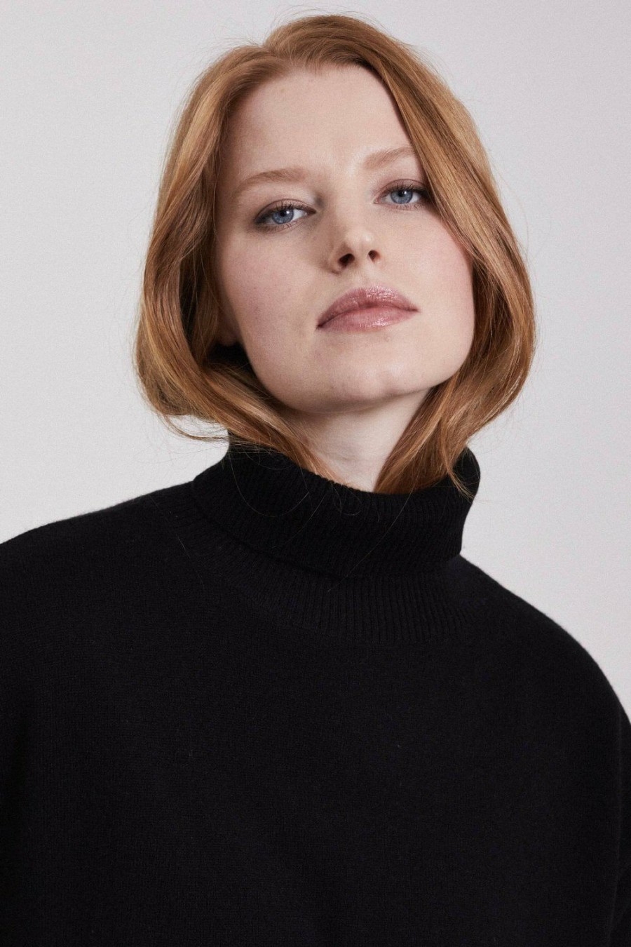 Women Loop Cashmere | Polo Neck Cashmere Sweater In Black