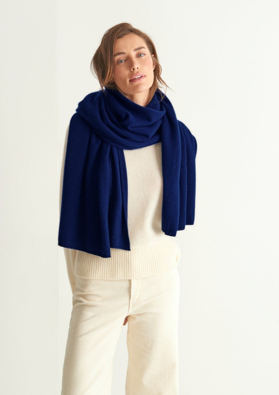 Accessories Loop Cashmere | Cashmere Lofty Blanket Scarf In Midnight Blue