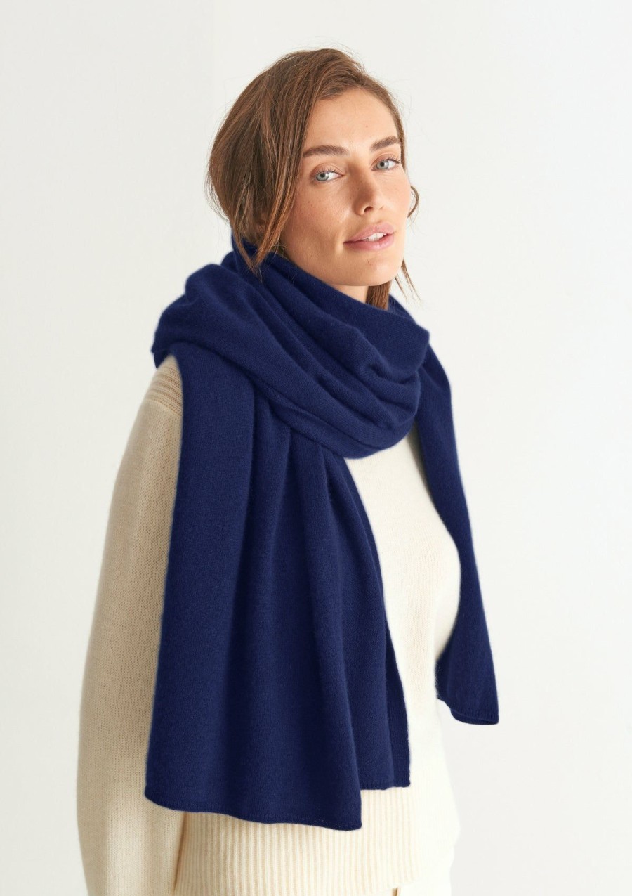 Accessories Loop Cashmere | Cashmere Lofty Blanket Scarf In Midnight Blue