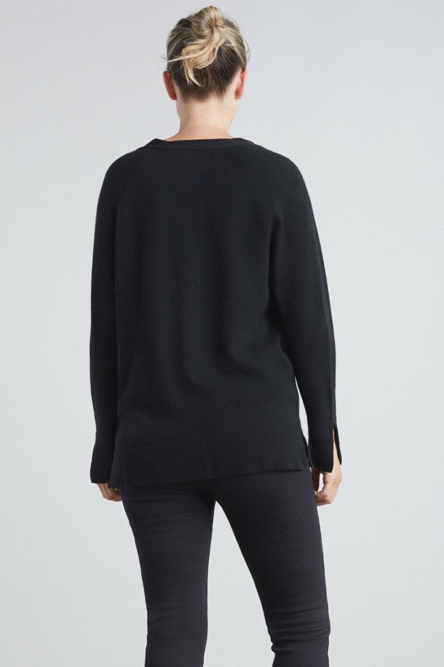 Women Loop Cashmere | V Neck Cashmere Cardigan In Black