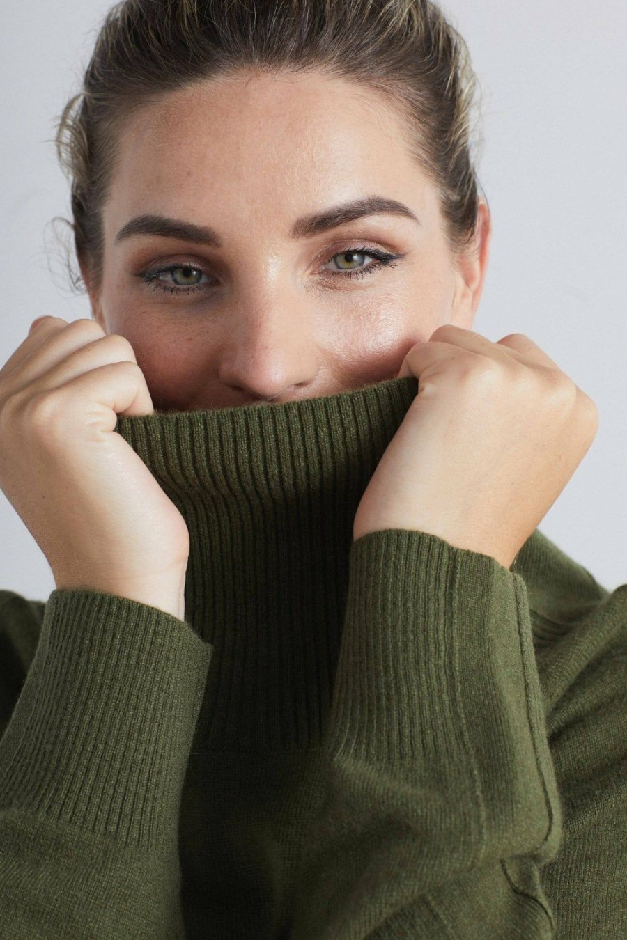 Women Loop Cashmere | Polo Neck Cashmere Sweater In Khaki Green