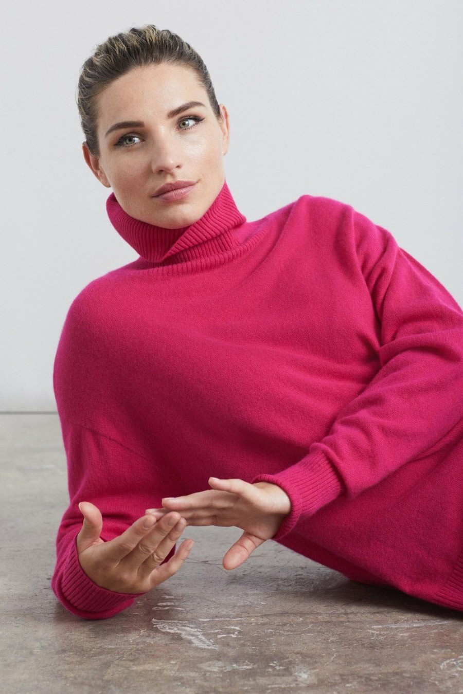 Women Loop Cashmere | Relaxed Polo Neck Cashmere Sweater In Cherry