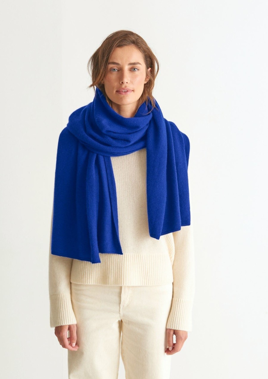 Accessories Loop Cashmere | Cashmere Lofty Blanket Scarf In Klein Blue