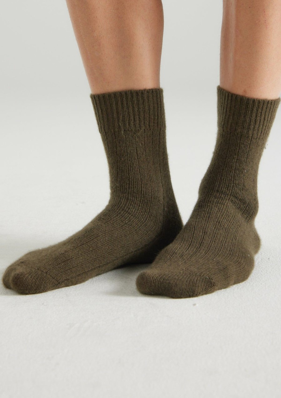 Men Loop Cashmere | Mens Cashmere Socks In Duffel Green