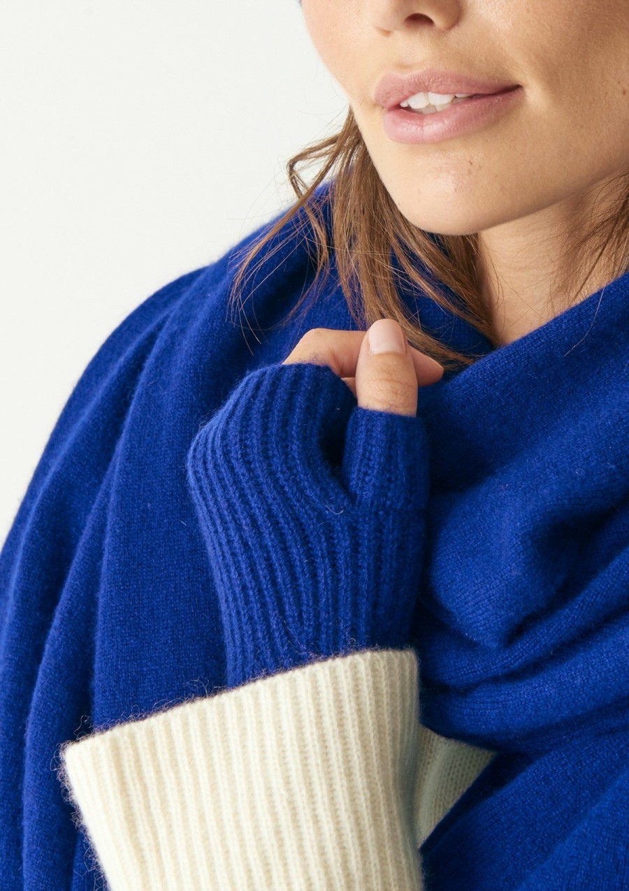 Accessories Loop Cashmere | Cashmere Mitt In Klein Blue