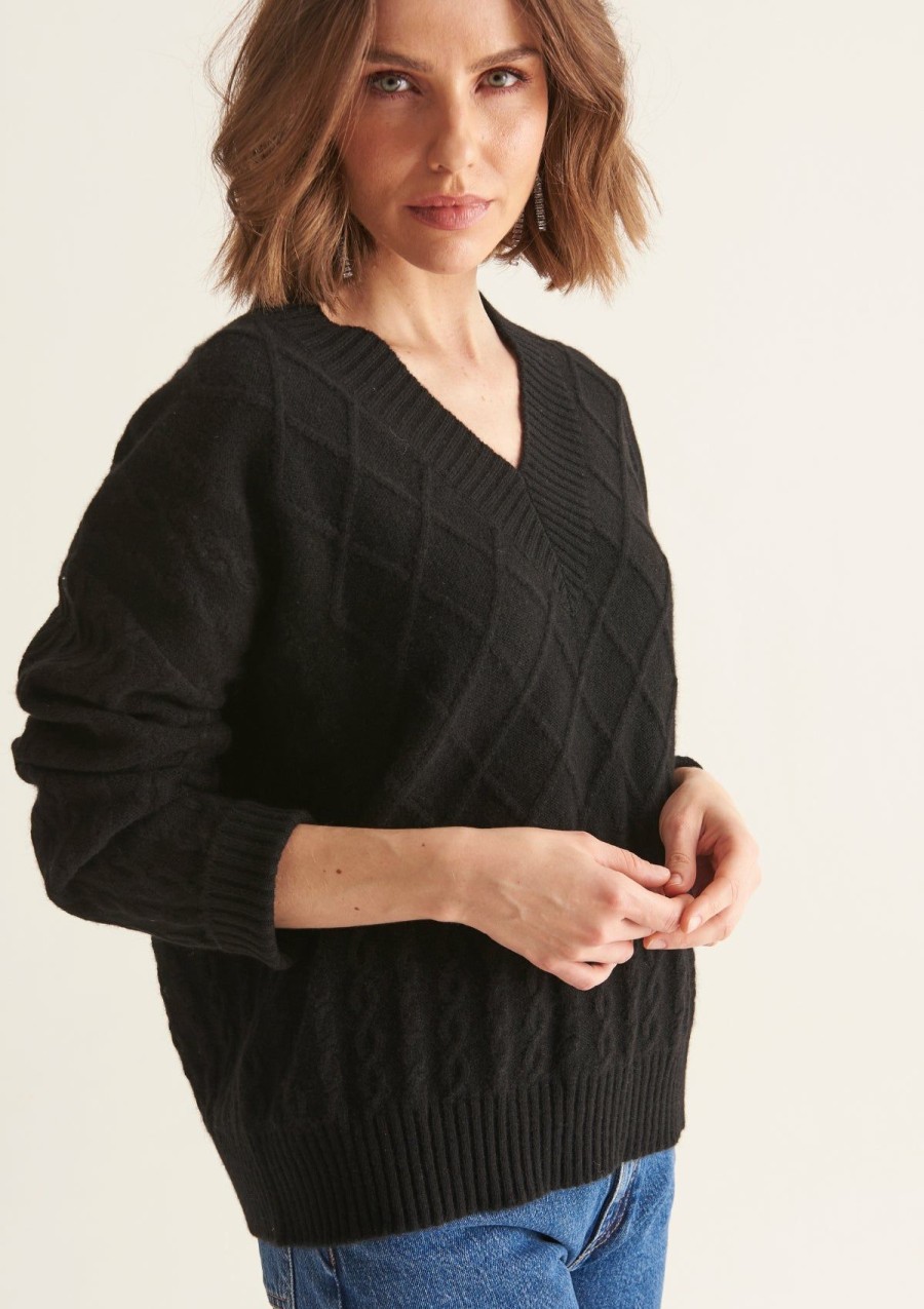 Women Loop Cashmere | Ribbed Trim Cable Cashmere V Neck Sweater In Black